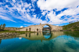 SERLÊDANÊN 2. PÊŞBIRKA ÇÎROK Û HELBESTAN YA SERÊ GULANÊ DESTPÊ KIR!